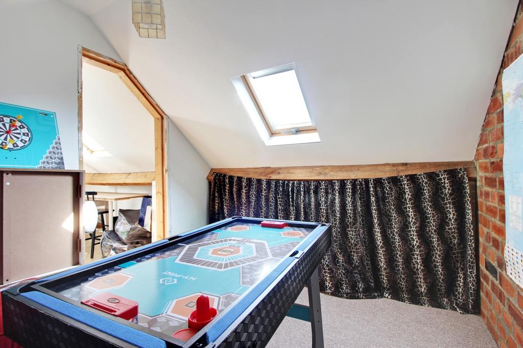 Loft Room 3