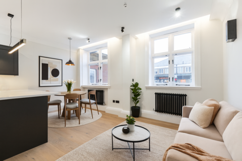 1 bedroom flat for sale, The Old Bank, Headley Road, Hindhead, GU26