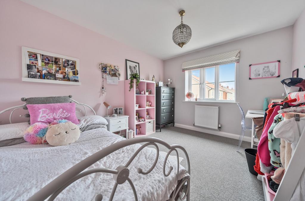 1334902-19-6895d6a462b63