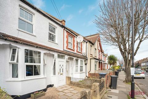 2 bedroom terraced house to rent, Percival Road, Enfield, EN1