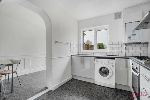 2 bedroom terraced house to rent, Percival Road, Enfield, EN1