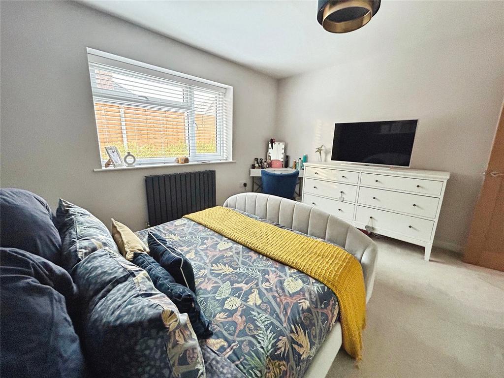 Main Bedroom