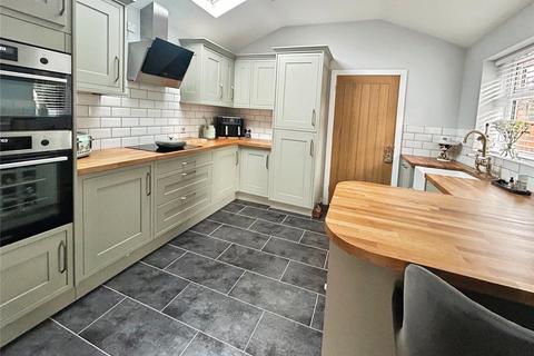 2 bedroom bungalow for sale, Edgecote Drive, Swadlincote DE11