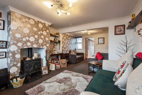 2 bedroom terraced house for sale, Baldock Road, Stotfold, Hitchin, Bedfordshire, SG5