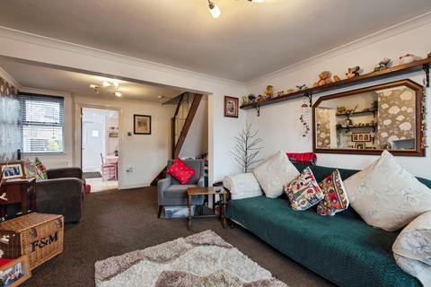 2 bedroom terraced house for sale, Baldock Road, Stotfold, Hitchin, Bedfordshire, SG5