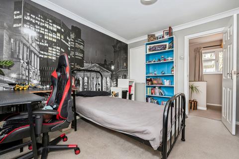 undefined, Rookery Crescent, Cliffe, Rochester, Kent, ME3