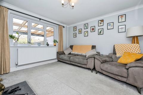 4 bedroom semi-detached house for sale, Rookery Crescent, Cliffe, Rochester, Kent, ME3