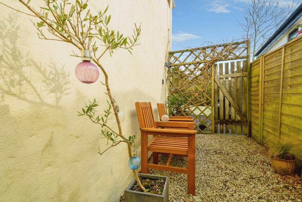 Pbox-IMG.jpg