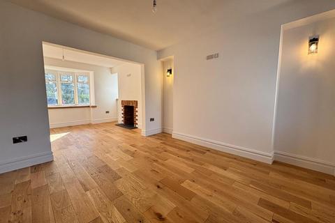 3 bedroom semi-detached house for sale, Stepney Road, Llanelli