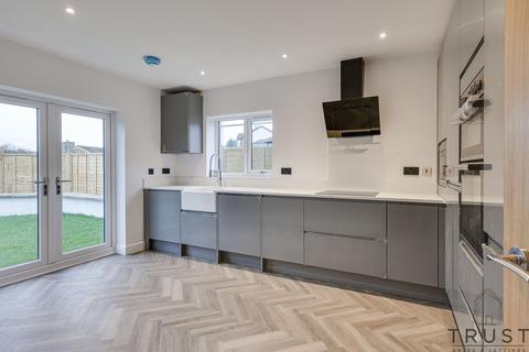 undefined, Halifax Road, Liversedge, WF15