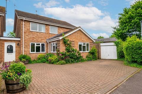 4 bedroom link detached house for sale, Western Drive, Milton Keynes MK19