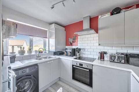 2 bedroom end of terrace house for sale, Ramsthorn Close, Woodhall Park, Swindon, SN2