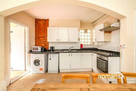 undefined, Cheltenham Crescent, Cheltenham Road, Bristol, BS6