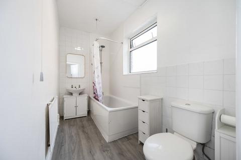 undefined, Kingston Road, Portsmouth, Hampshire, PO2