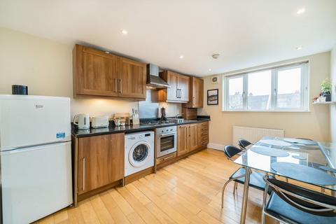 undefined, Arragon Gardens, London SW16