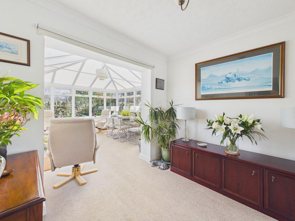 Conservatory/Diner