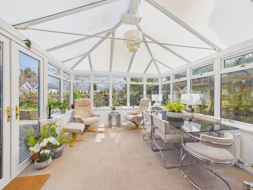 Conservatory/Diner