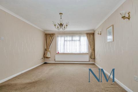 undefined, Pound Hill, Crawley RH10