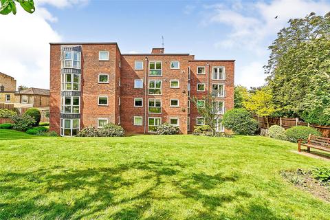 undefined, Queens Road, Kingston upon Thames, KT2
