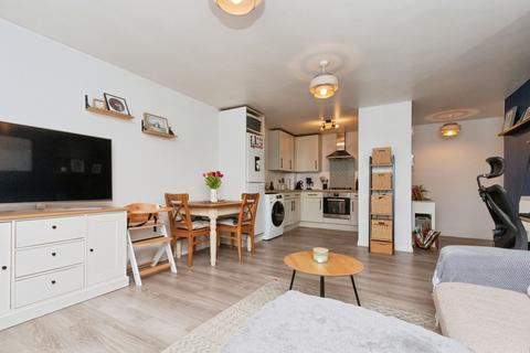 undefined, Timberlake Road, Basingstoke, Hampshire, RG21