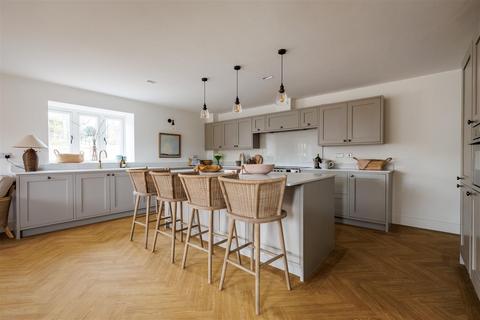 undefined, Chilworth, Guildford
