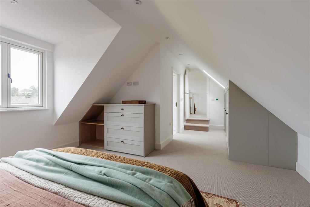 Principle bedroom