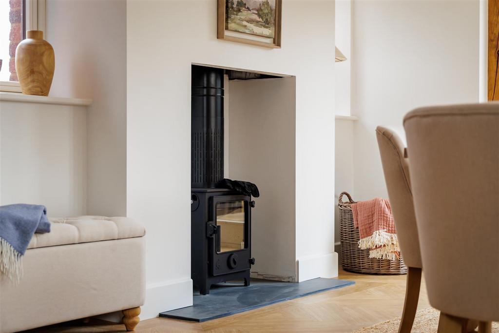 Log burner