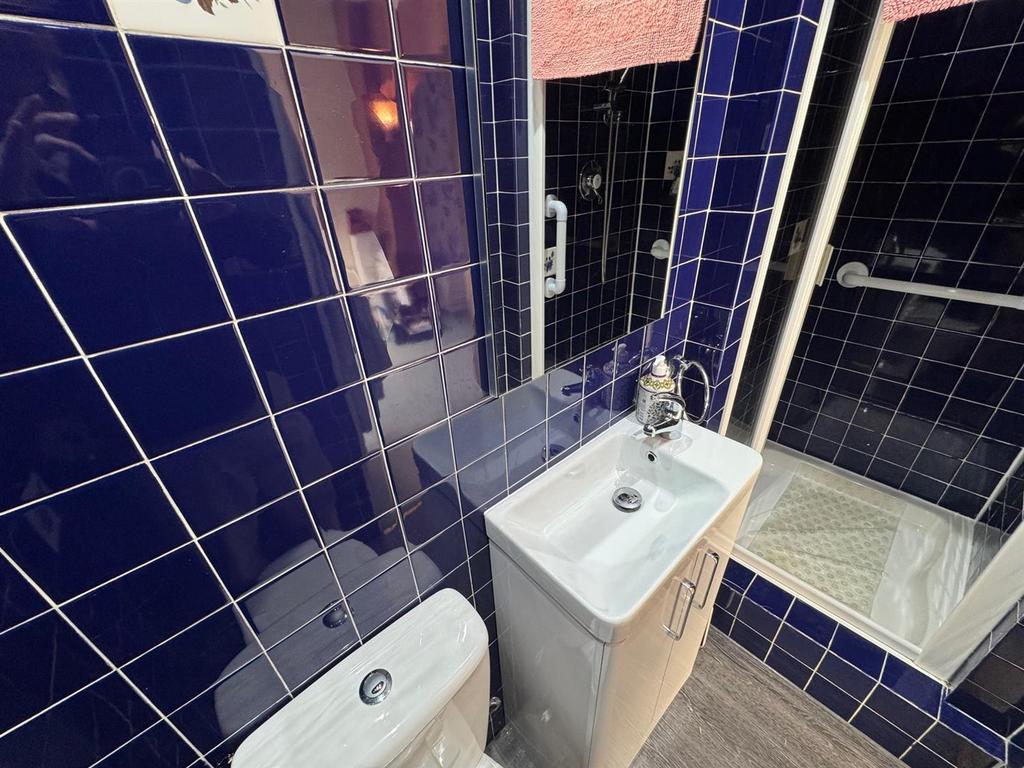 En suite.jpg