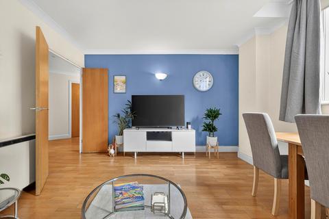 1 bedroom flat for sale, North Block, County Hall Aprtments, London SE1