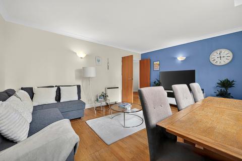 1 bedroom flat for sale, North Block, County Hall Aprtments, London SE1