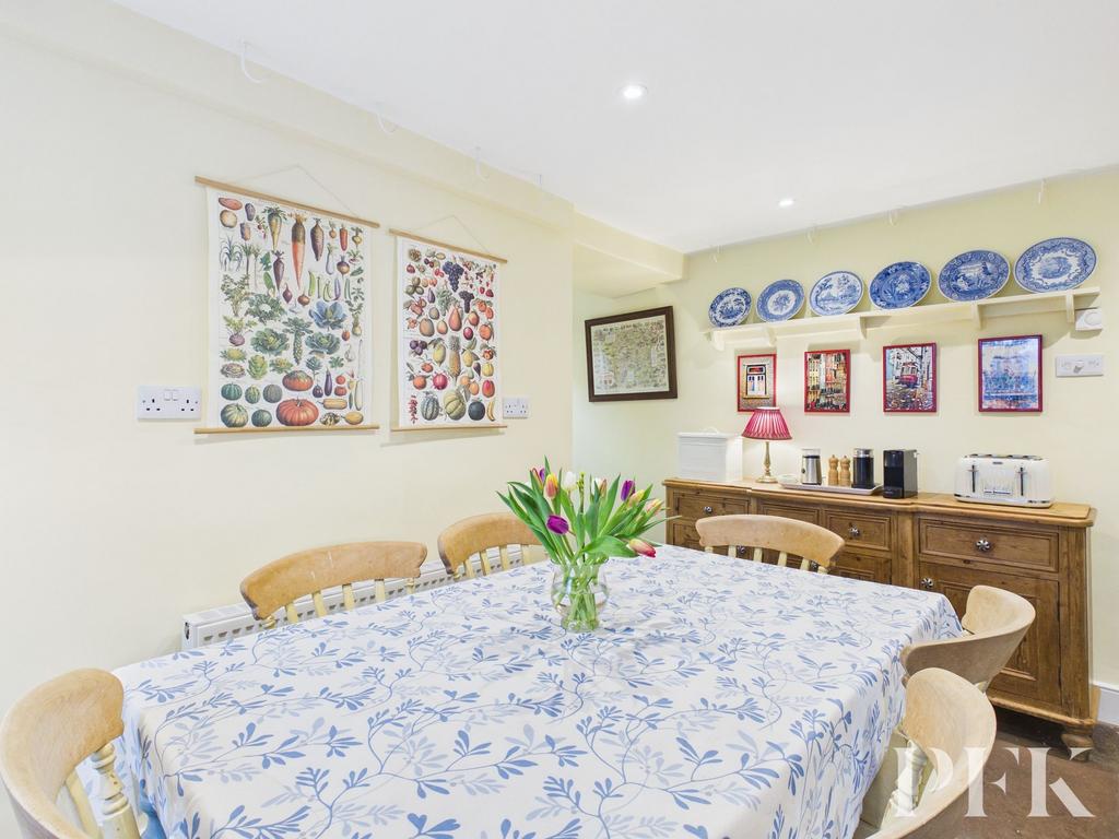 Dining Kitchen