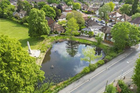 undefined, The Green, Uxbridge, UB9