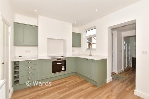 2 bedroom end of terrace house for sale, Victoria Avenue, Hythe CT21