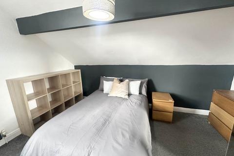 undefined, Glebe Avenue (Room 5), West Yorkshire LS5