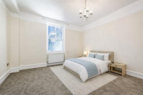 undefined, Kensington Hall Gardens, Beaumont Avenue, London, W14