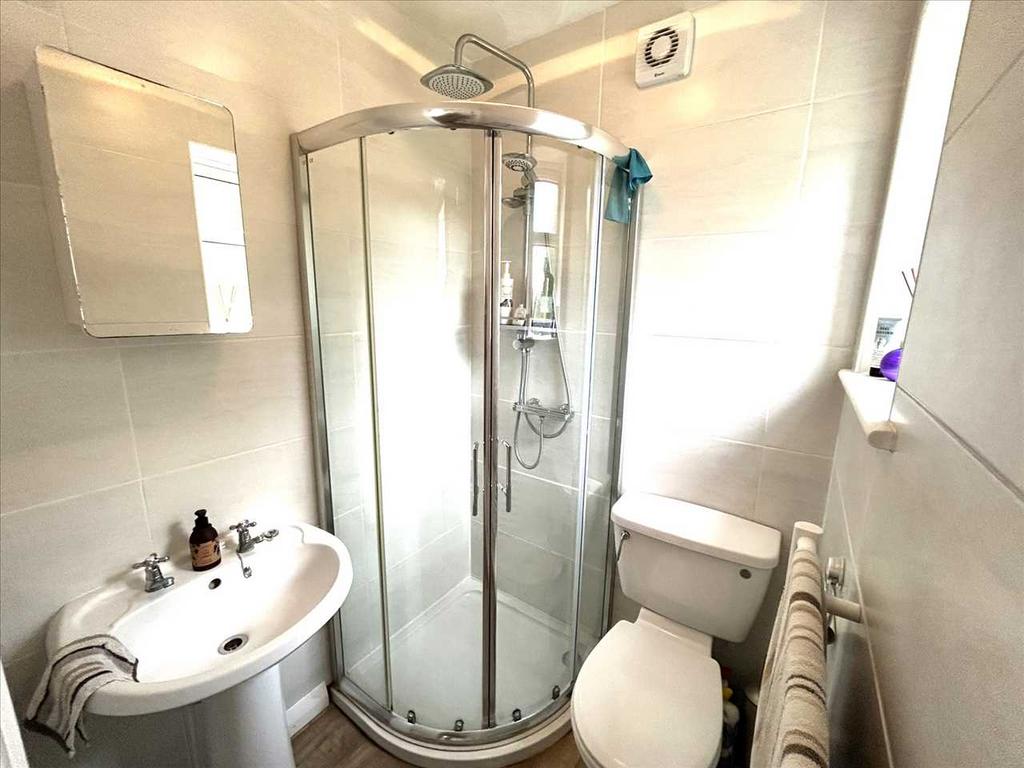 En suite shower room
