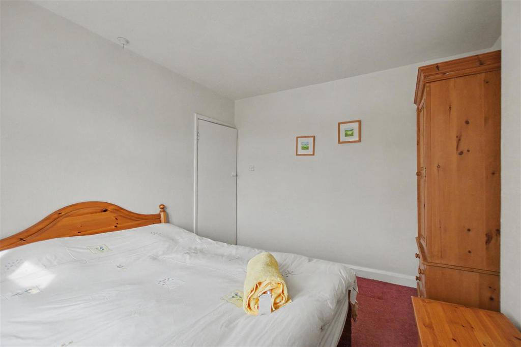 Bedroom 2 2.jpeg