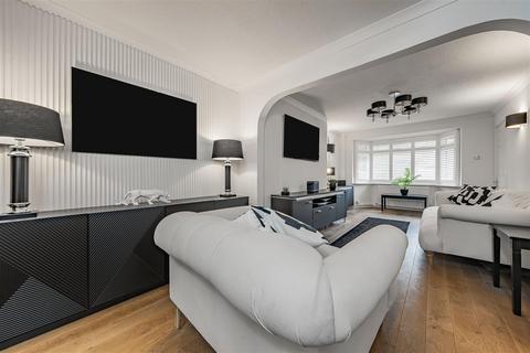 undefined, Hamilton Close, Bricket Wood, St. Albans