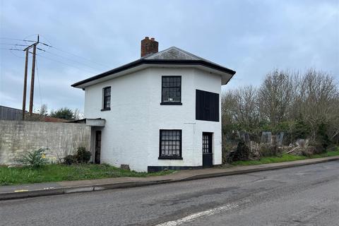 undefined, Gloucester Road, Tewkesbury