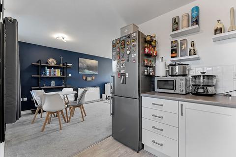 2 bedroom flat for sale, Marigold Lane, Loughborough LE12
