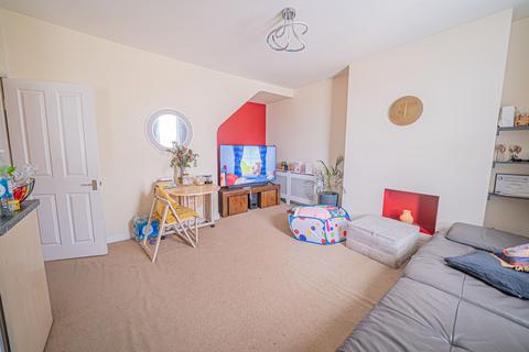 undefined, Elmdon Road, Marston Green, B37