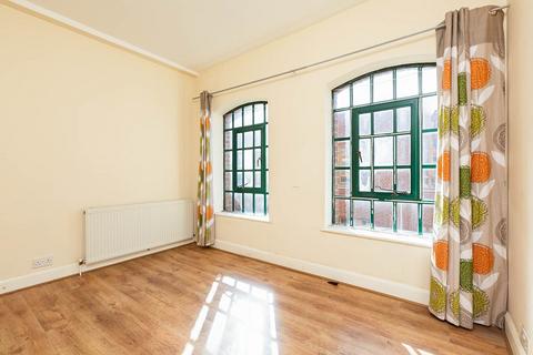 undefined, Bank Street, Kent DA12