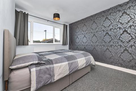 3 bedroom semi-detached house for sale, Simmer Piece, Huntingdon PE28