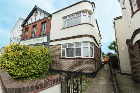 1 bedroom flat to rent, Leigh-on-Sea SS9