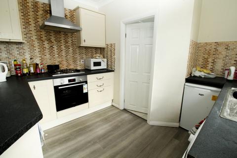 1 bedroom flat to rent, Leigh-on-Sea SS9