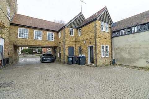 undefined, High Street, Buntingford SG9