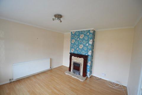 3 bedroom semi-detached house to rent, Brambleside, Wordsley