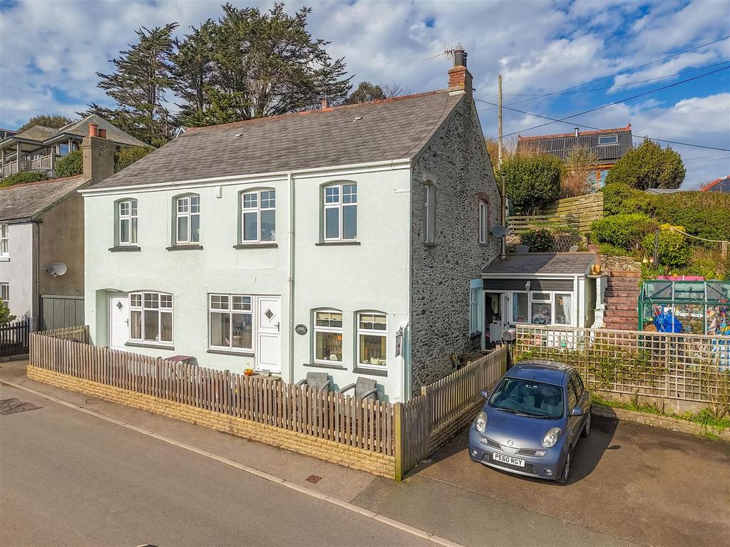 Parry Clover Cottage Downderry-42.jpg