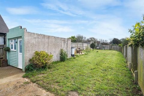 2 bedroom semi-detached bungalow for sale, Fairlight Avenue, Telscombe Cliffs, Peacehaven