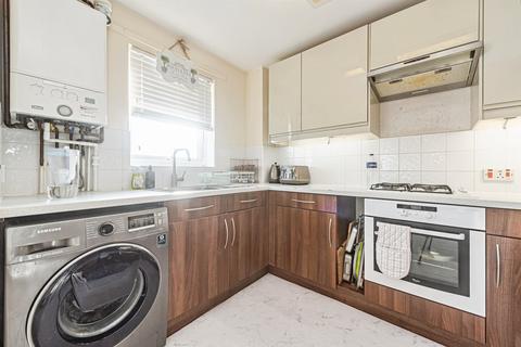 undefined, Rossetti Close, BASINGSTOKE